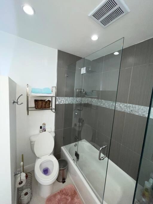Modern Miami Oversized 3 Bedroom In Central Location Luaran gambar