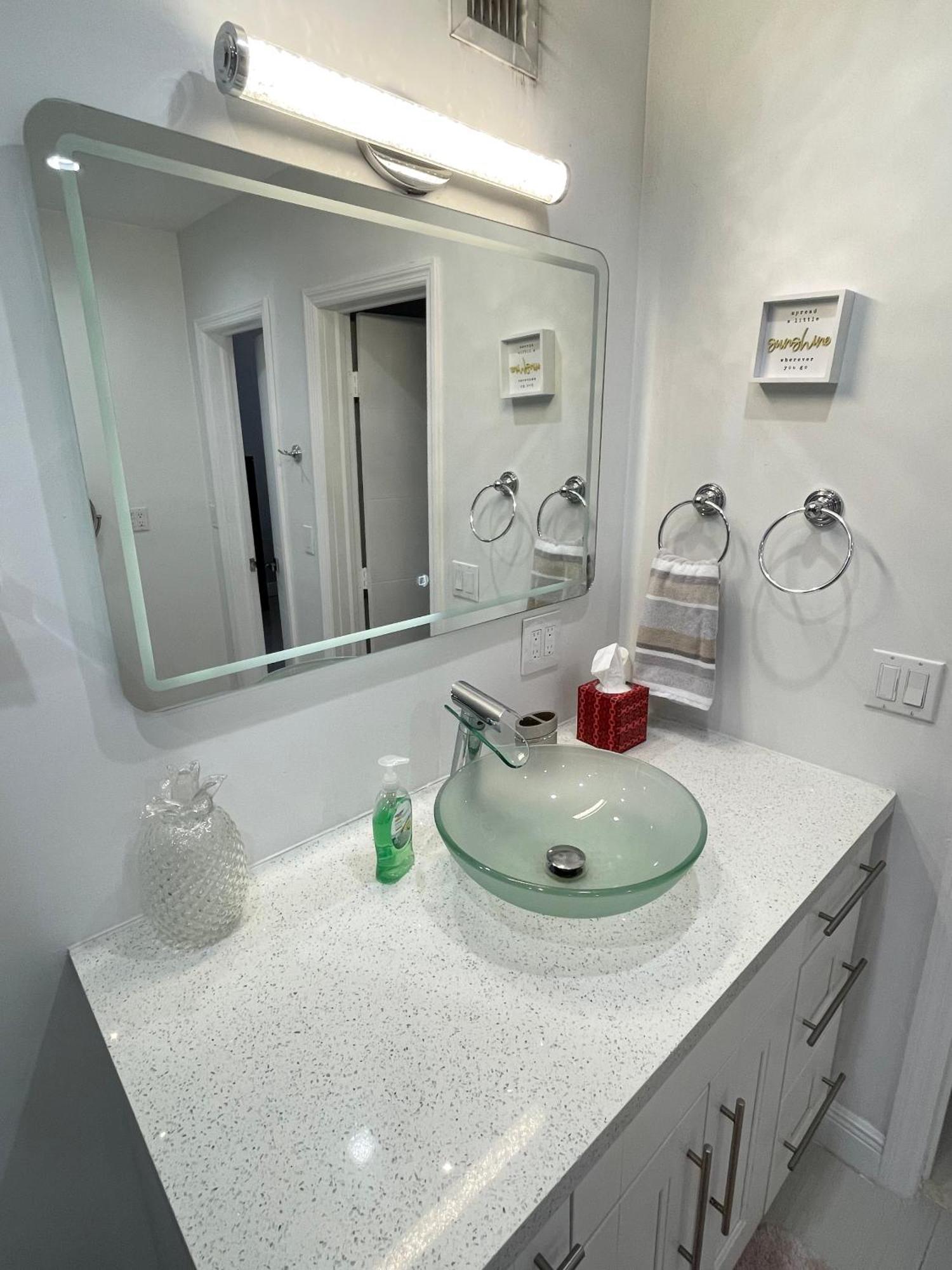 Modern Miami Oversized 3 Bedroom In Central Location Luaran gambar
