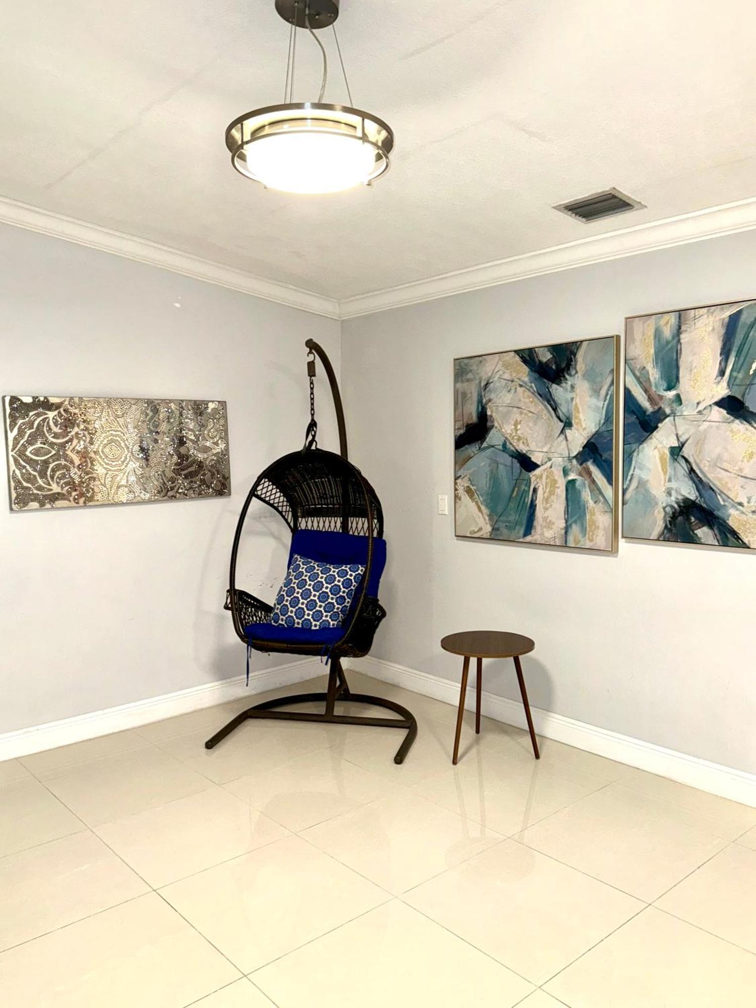 Modern Miami Oversized 3 Bedroom In Central Location Luaran gambar