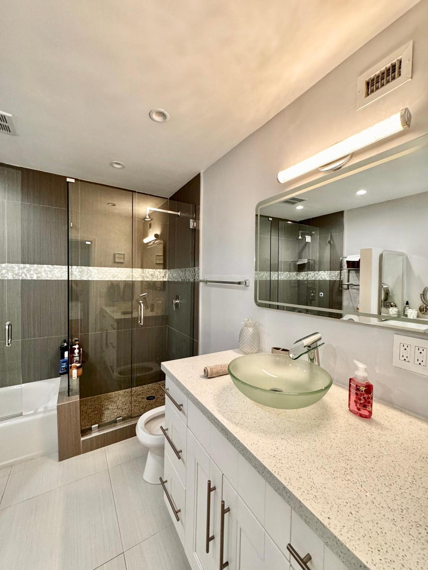 Modern Miami Oversized 3 Bedroom In Central Location Luaran gambar