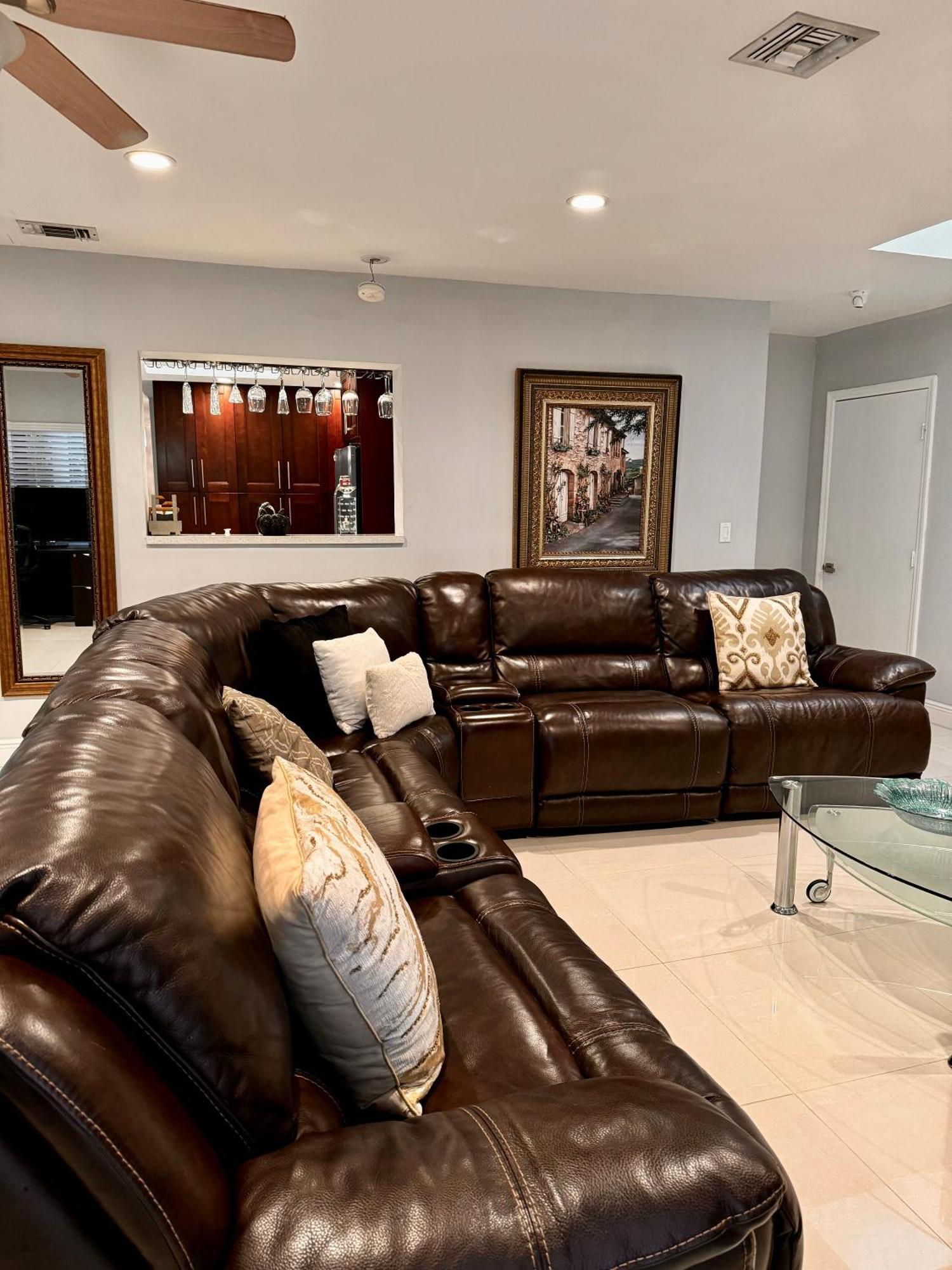 Modern Miami Oversized 3 Bedroom In Central Location Luaran gambar
